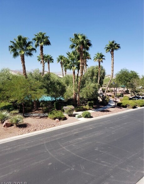 Building Photo - 3504 Glorious Iris Pl