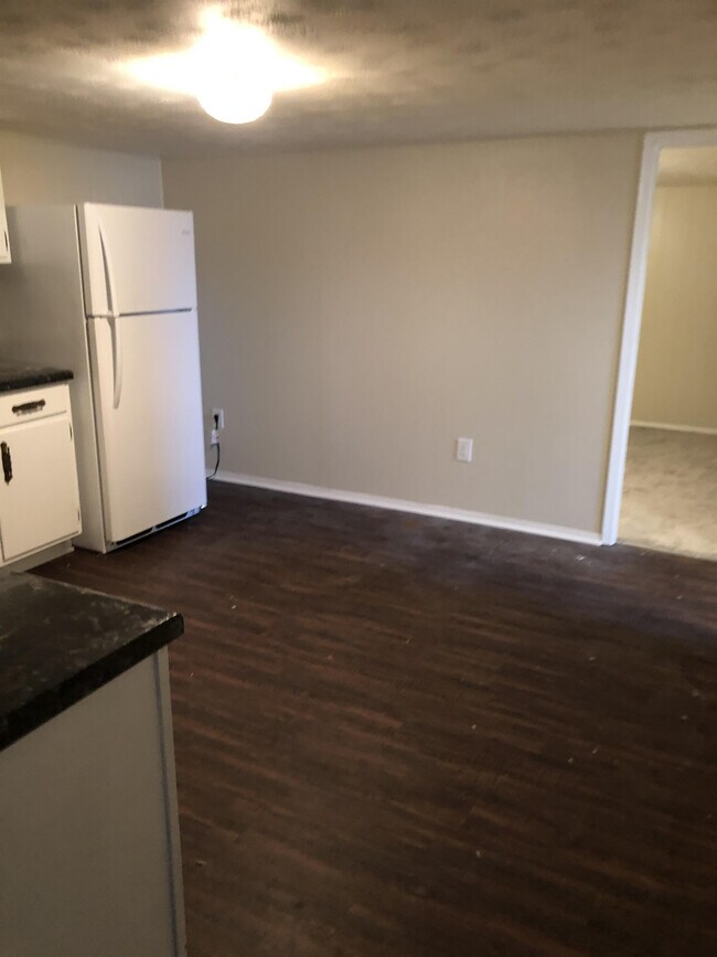 Building Photo - 218 Britton Dr