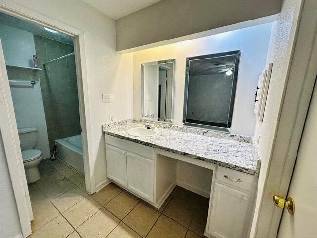 Building Photo - 17618 Heritage Bay Dr