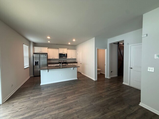 Building Photo - Murrells Inlet - 3 Bedroom / 2.5 Bathroom Home