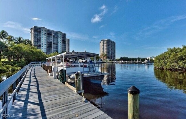 Building Photo - 340 Horse Creek Dr