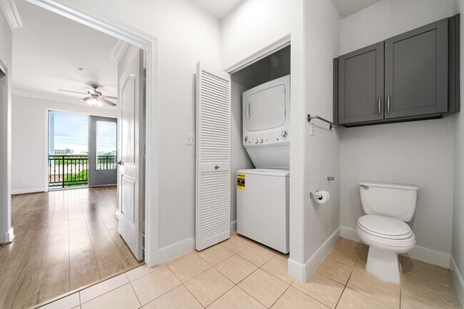 Building Photo - 2299 Lone Star Dr