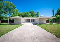 Building Photo - 908 W Lamar Ave