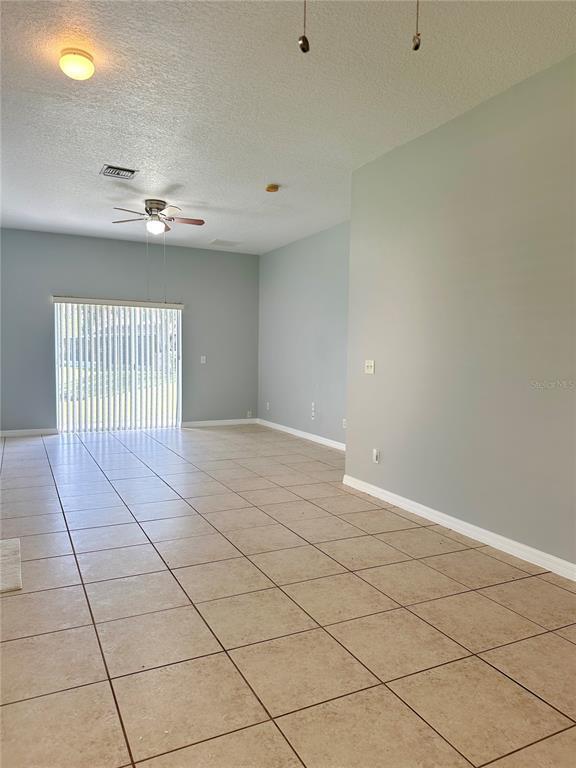 Building Photo - 20307 Oak Key Ct