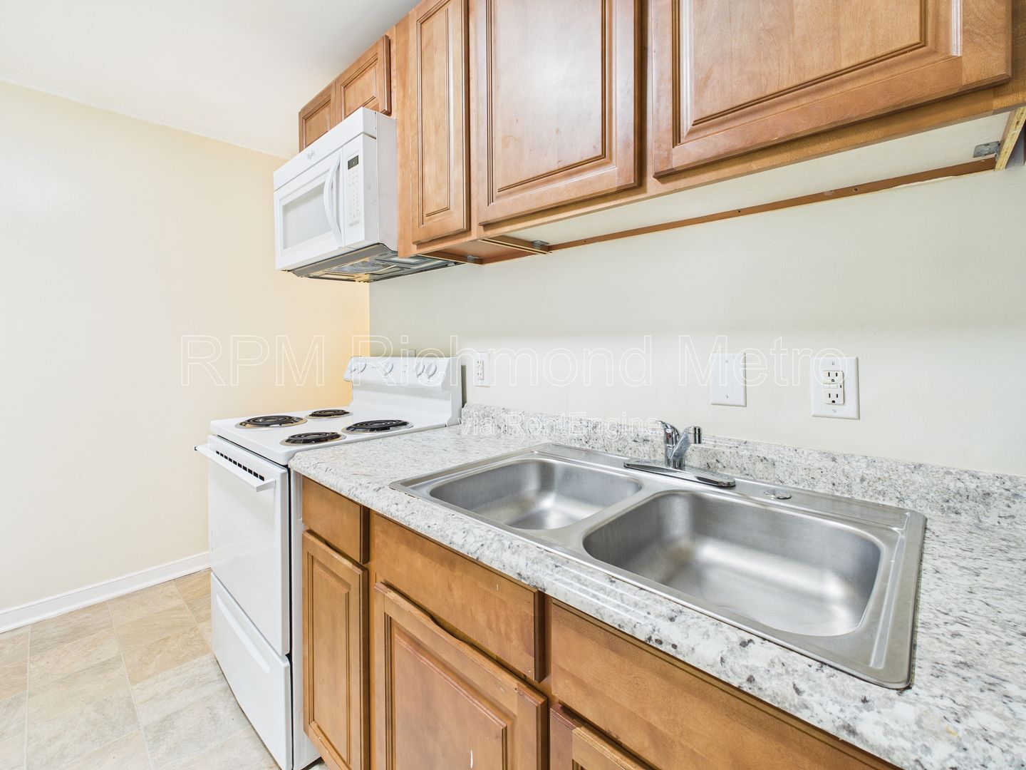 Building Photo - 923 N 20th St