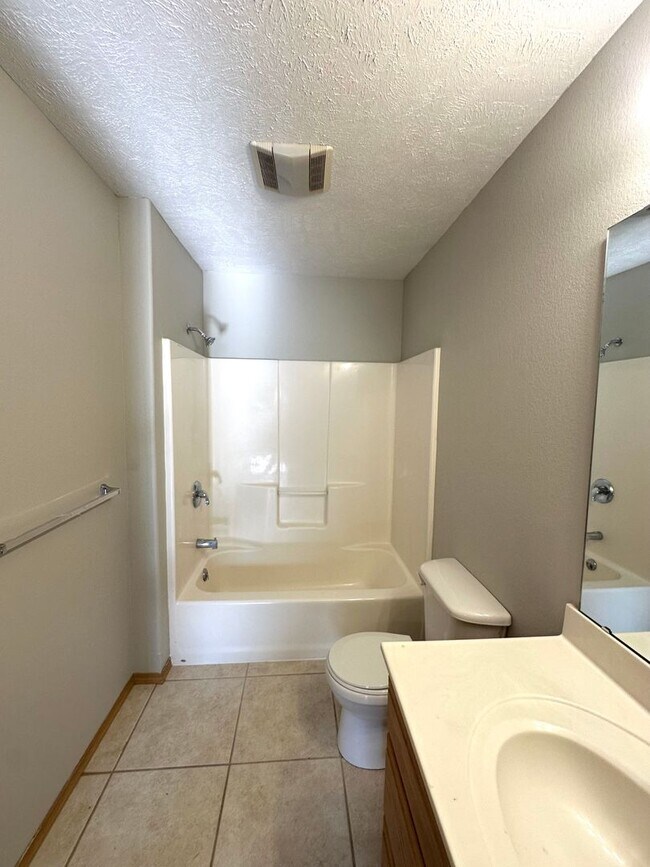 Building Photo - S0052-MF2-E1