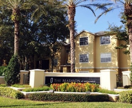 Building Photo - 2544 Robert Trent Jones Dr