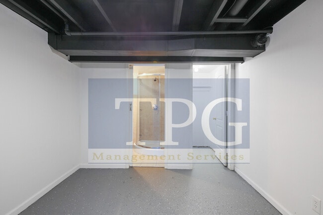 Building Photo - 9410 McKinley St