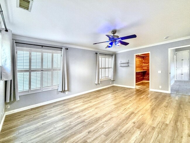 Building Photo - 3 Bed & 2.5 Bath House in Fallbrook, CA / ...
