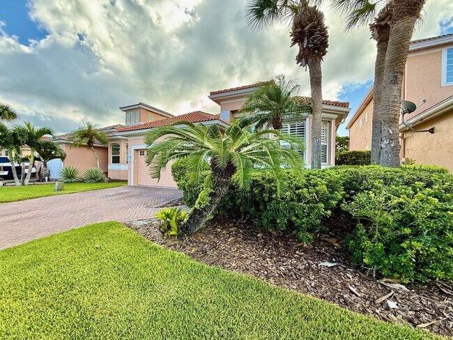 Building Photo - 1605 Sand Key Estates Ct