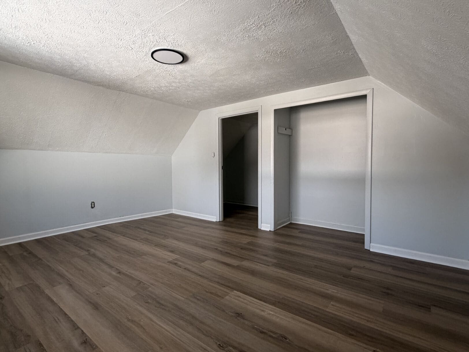 Building Photo - 2115 Palatka Rd