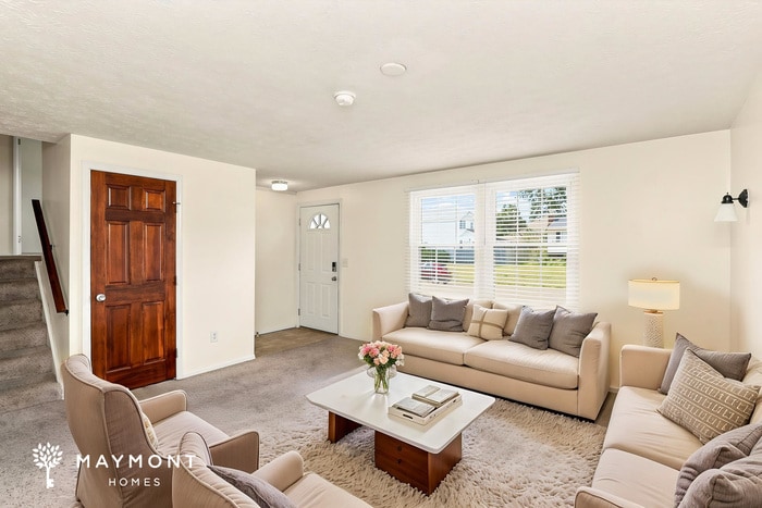 Building Photo - 9436 Burgess Dr