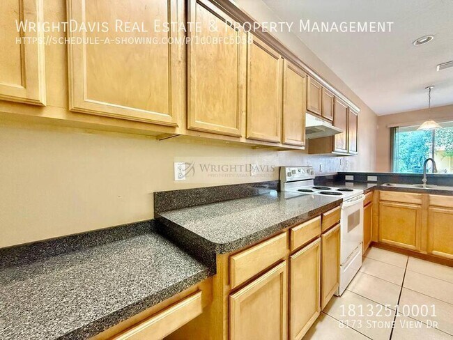 Building Photo - 8173 Stone View Dr