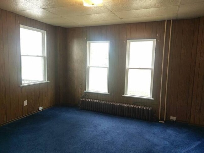 Building Photo - 94 Liberty St