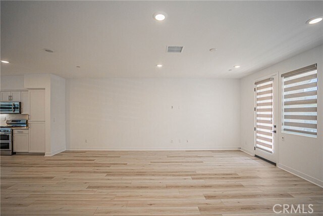 Building Photo - 2317 W Broadway