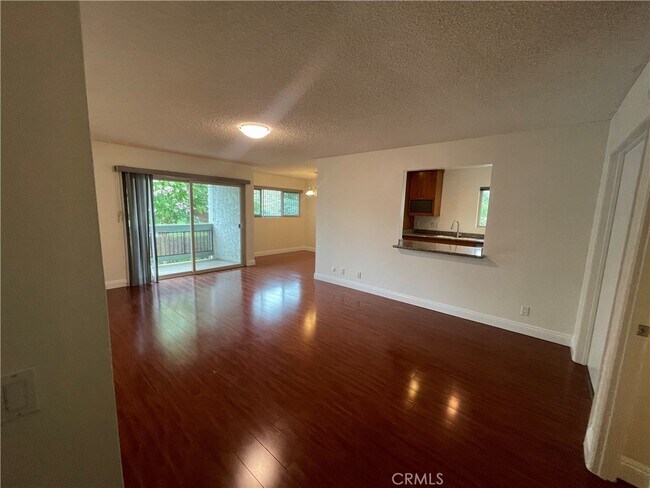 Building Photo - 4714 Park Granada