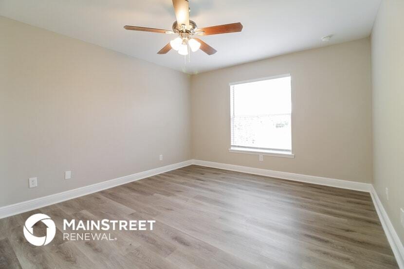 Building Photo - 3709 15th St W