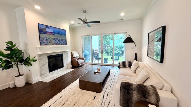 Building Photo - 4233 Watercourse Dr