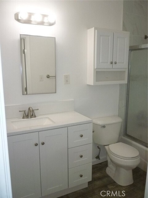 Building Photo - 15709 Brighton Ave