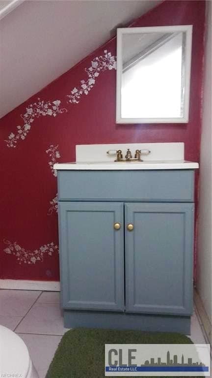 Building Photo - 3853 W 116th St