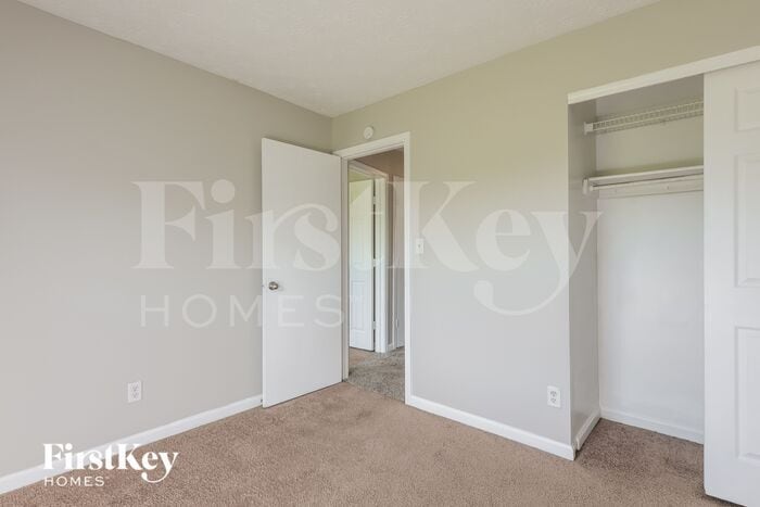 Building Photo - 4344 Braemar Dr