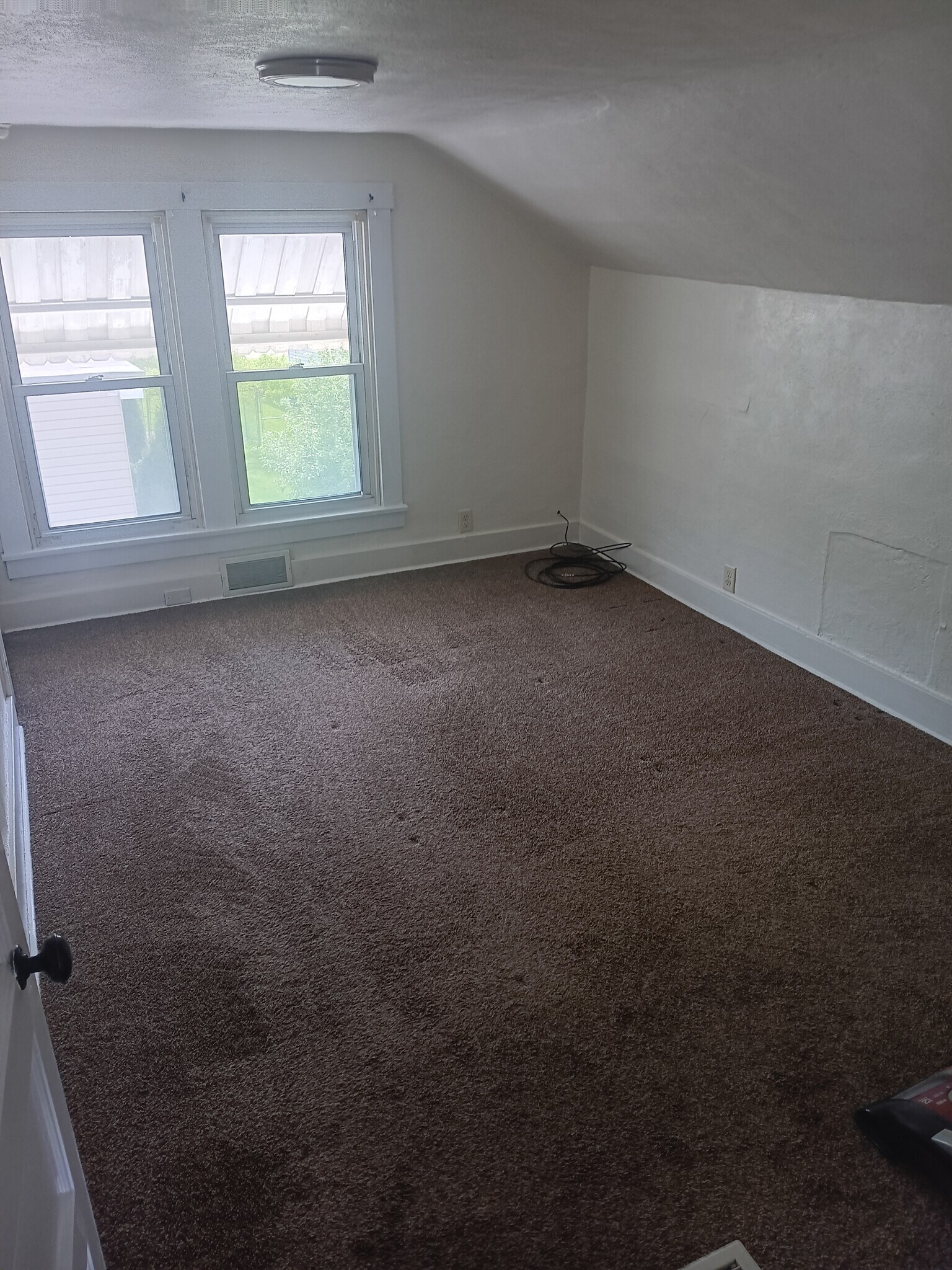 Building Photo - 111 Millers Ln