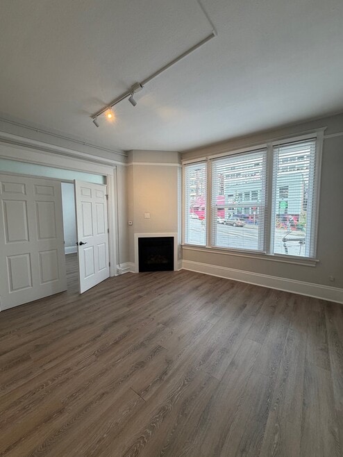 Building Photo - 1703 Bellevue Ave
