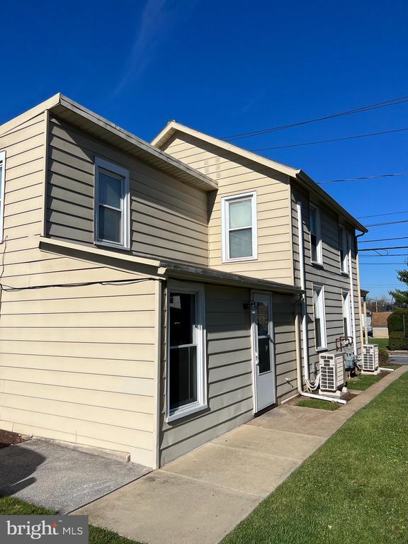 Building Photo - 36 Hockersville Rd