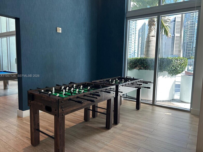 Building Photo - 90 SW 3rd St