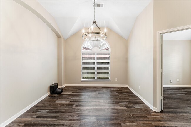 Building Photo - 5935 Sawyer Bend Ln