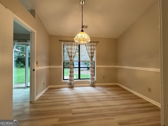 Building Photo - 125 Colony Run