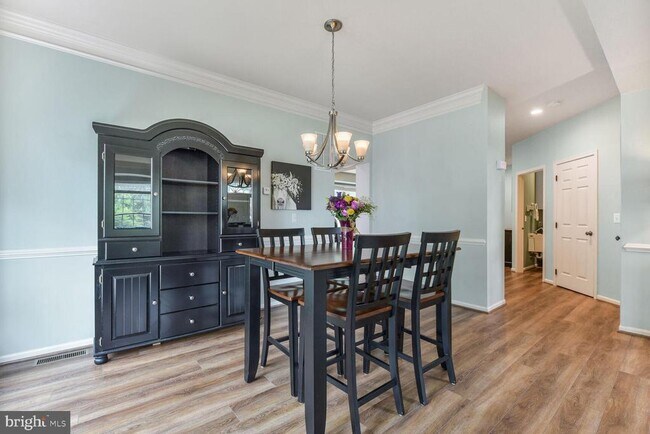 Building Photo - 5907 Tulloch Spring Ct