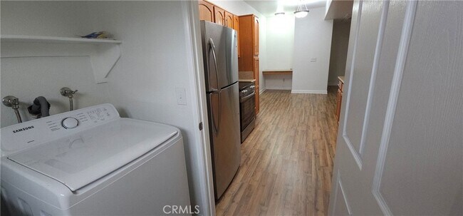 Building Photo - 41410 Juniper St