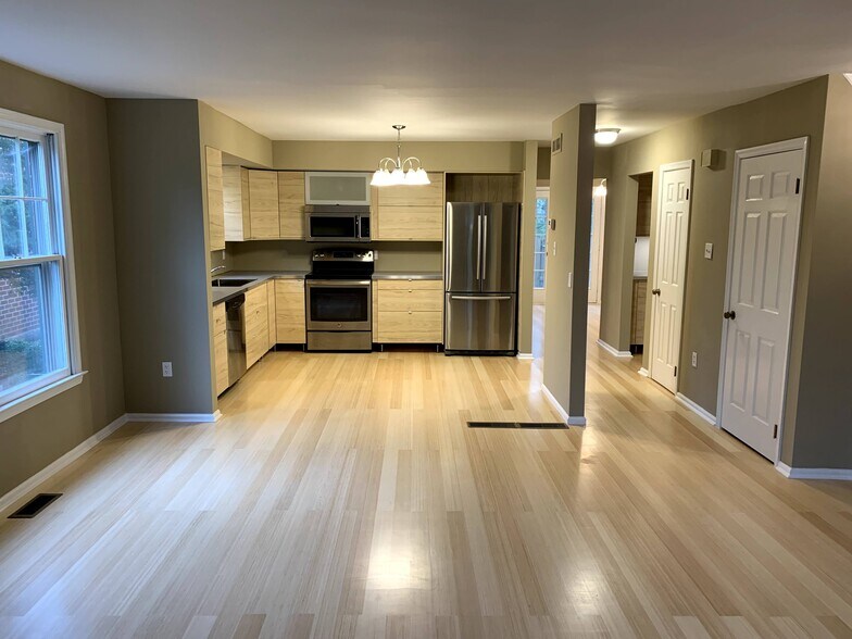 Open Floorplan - 54 Parchment Dr