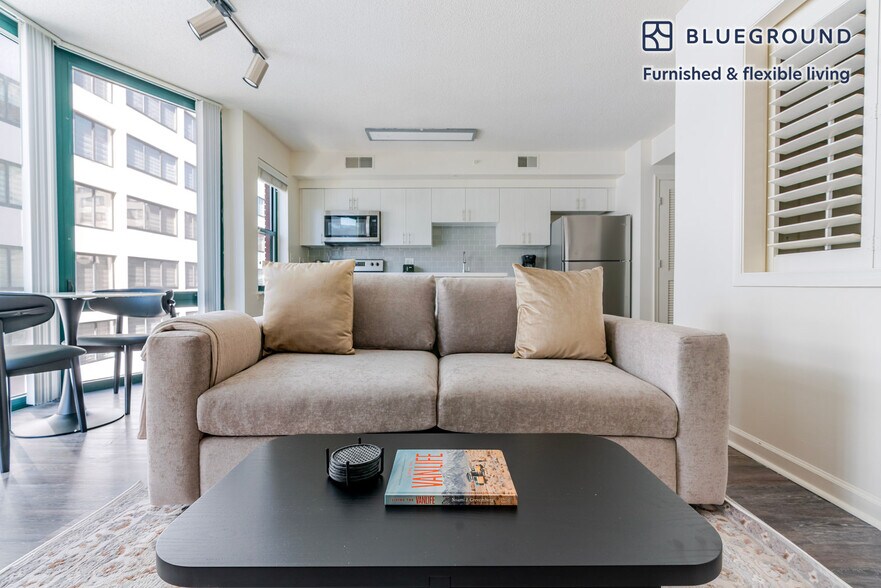 Building Photo - 1301 M St NW