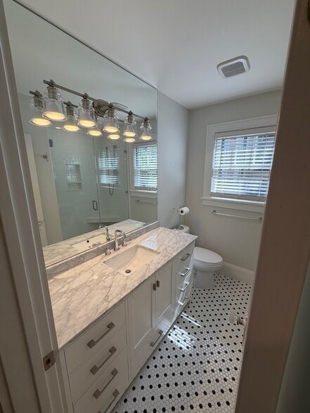 Building Photo - 41 A Smith St