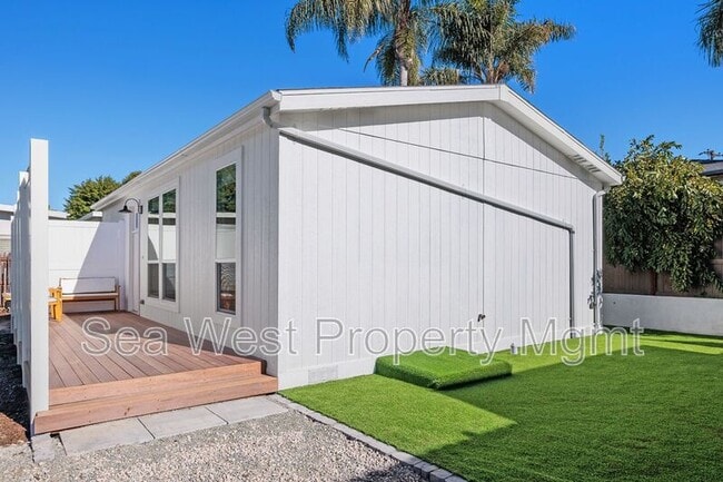 Building Photo - 767 Del Riego Ave