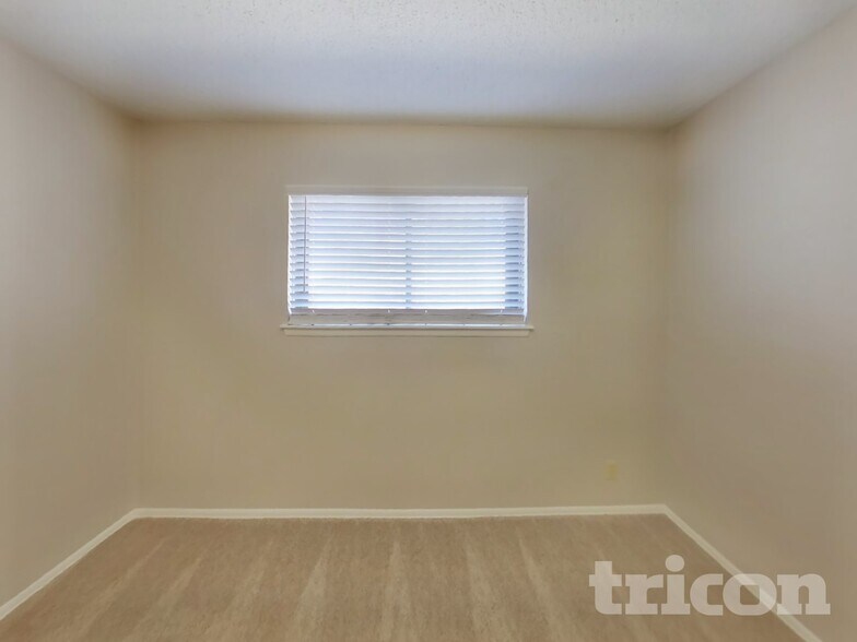 Building Photo - 7815 Melbury Forest