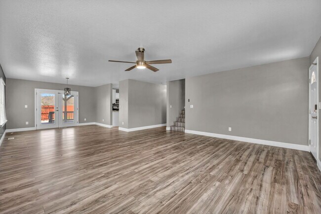 Building Photo - 17391 Crystal Canyon Blvd