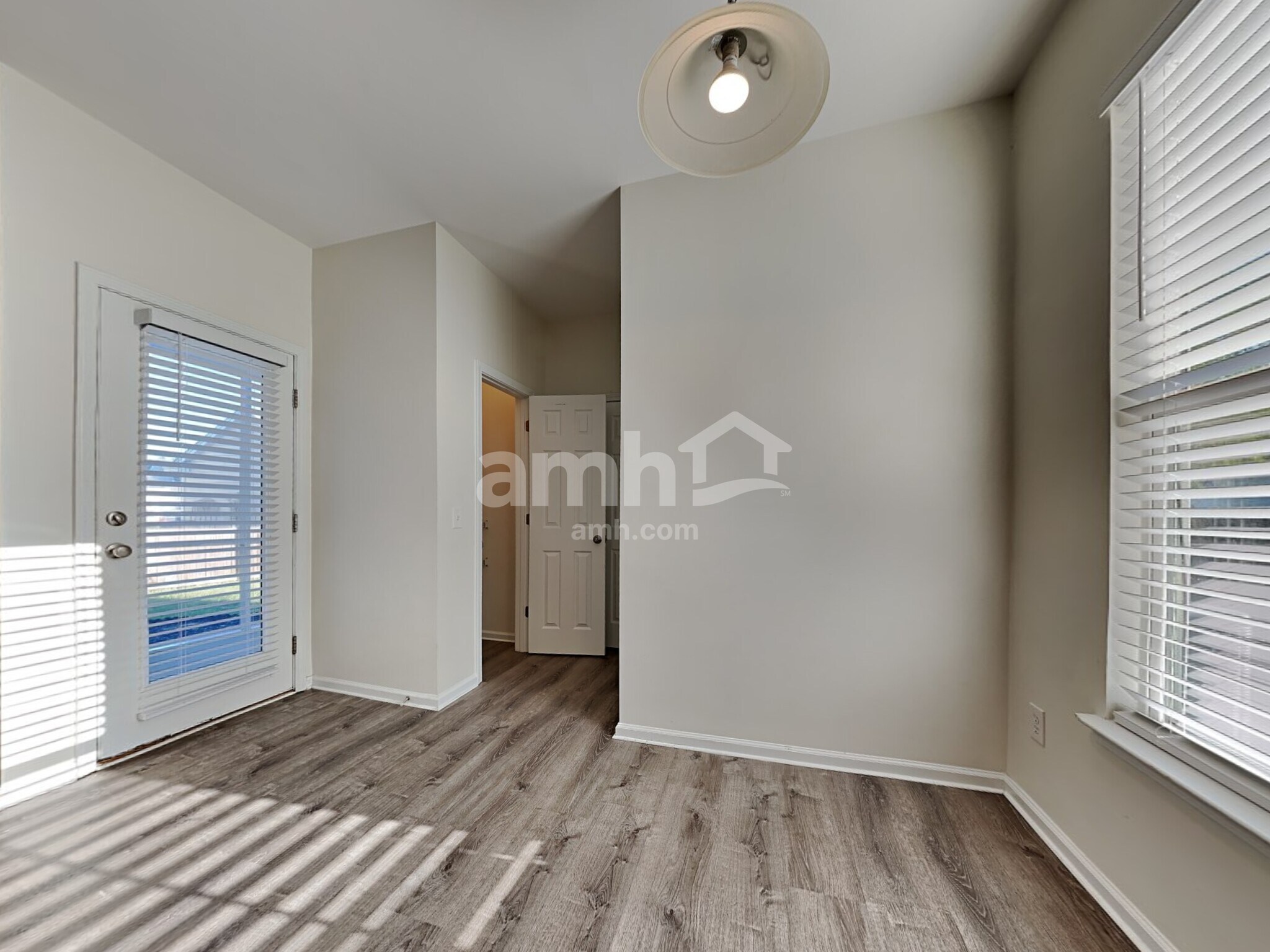 Building Photo - 306 Peters Creek Dr