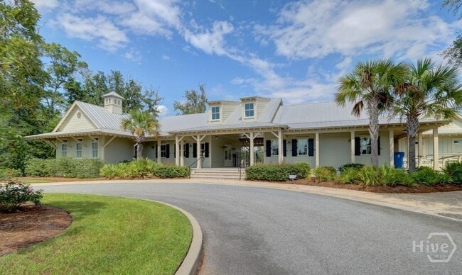 Building Photo - 60 Sunbury Dr