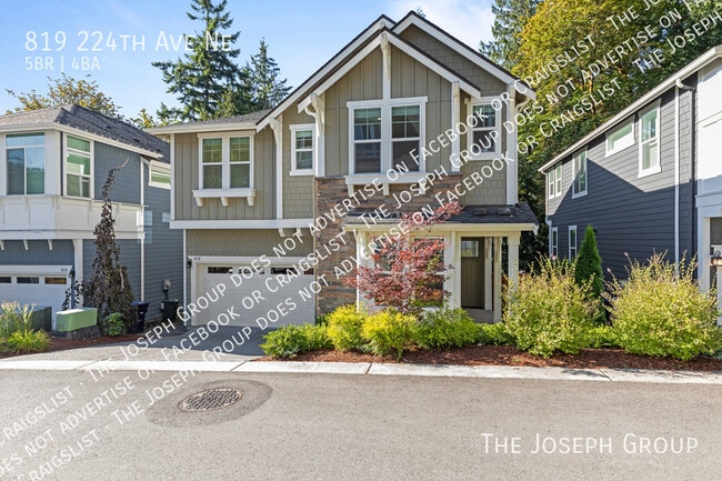 Building Photo - 819 224th Ave NE