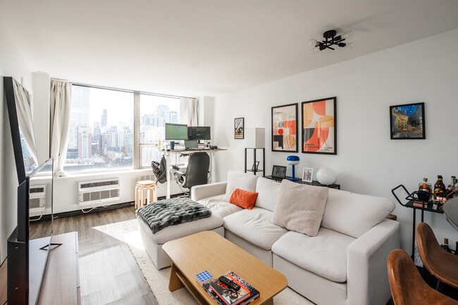 Building Photo - 1360 N Sandburg Terrace