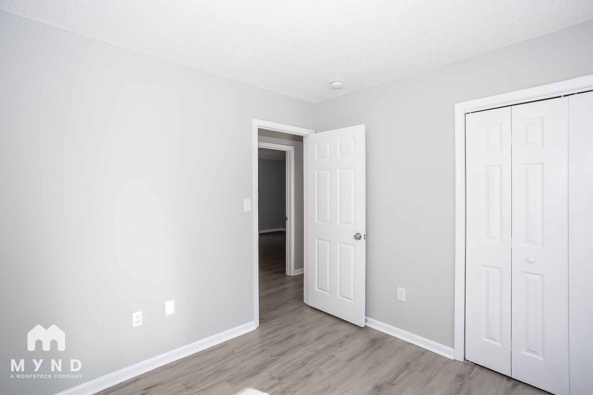 Building Photo - 10325 Cannarti Dr