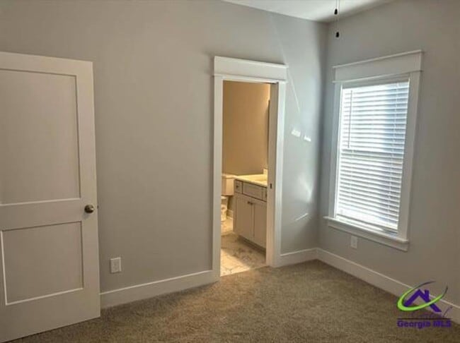 Building Photo - 113 Black Birch Ln