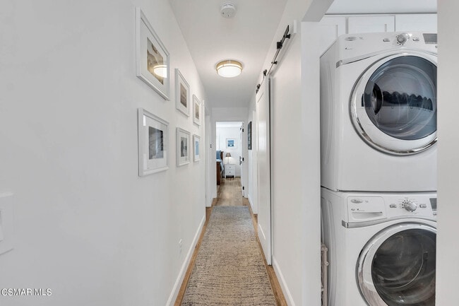 Building Photo - 30473 Mulholland Hwy