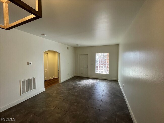 Building Photo - 4110 Castilla Circle