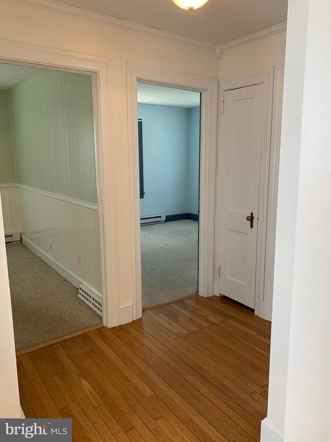 Building Photo - 1009 Tyler Ave