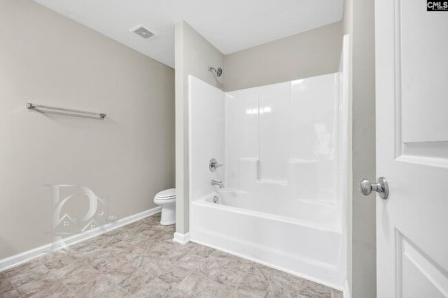 Building Photo - 131 Hunters Grove Dr