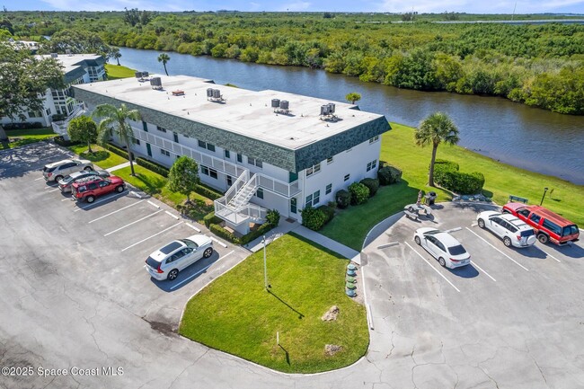 Building Photo - 2800 Indian River Blvd